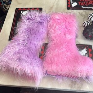 Dollskill boots new 10